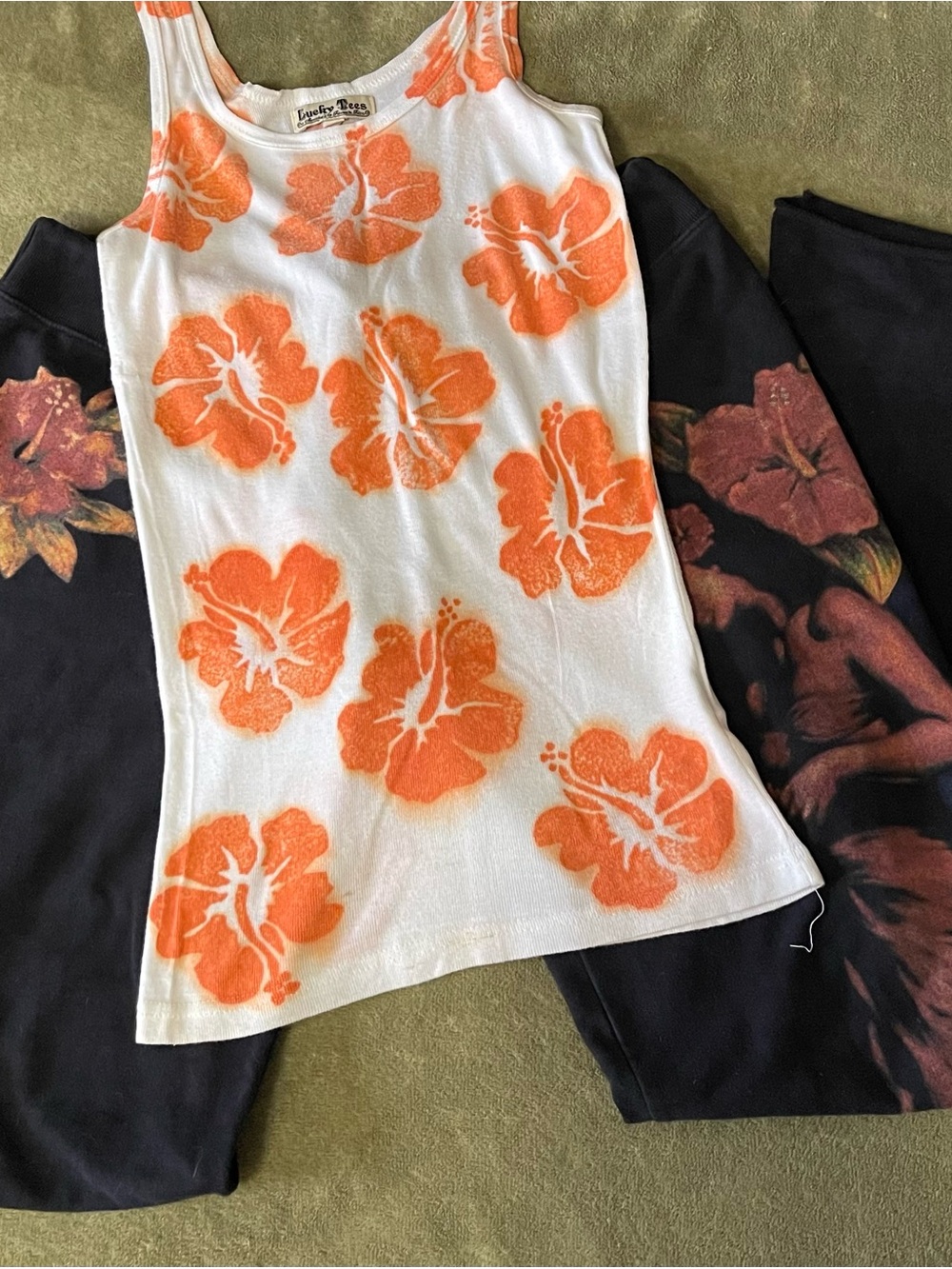 VINTAGE Lucky Brand Hula girl Lounge pants and Hibiscus Flower tank top tee